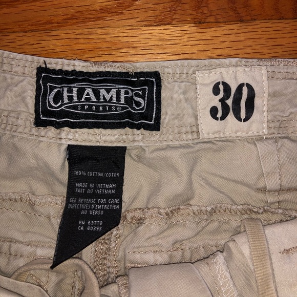 Champs Sports Cargo Shorts - Picture 3 of 3